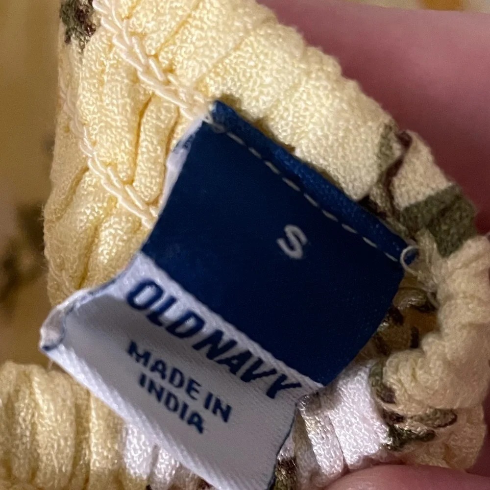 Old Navy Women’s Floral Butter Yellow Sundress Size S - Picture 4 of 4